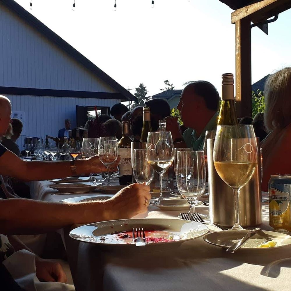 DEEP COVE WINERY Updated September 2024 11195 Chalet Road, North