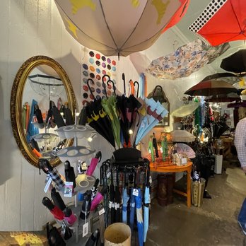 Bella Umbrella - Accessories Near Me - New Orleans, Louisiana Bella Umbrella - Accessories Near Me - New Orleans, Louisiana