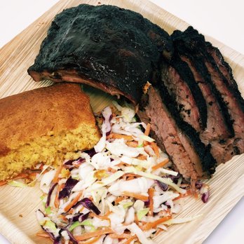 Oak Smoke BBQ - Brisket/rib combo plate - Caterers Near Me Oak Smoke BBQ - Brisket/rib combo plate - Caterers Near Me