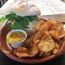 Beer Boss - Burger de Fraldinha c/ linguiça blumenau
