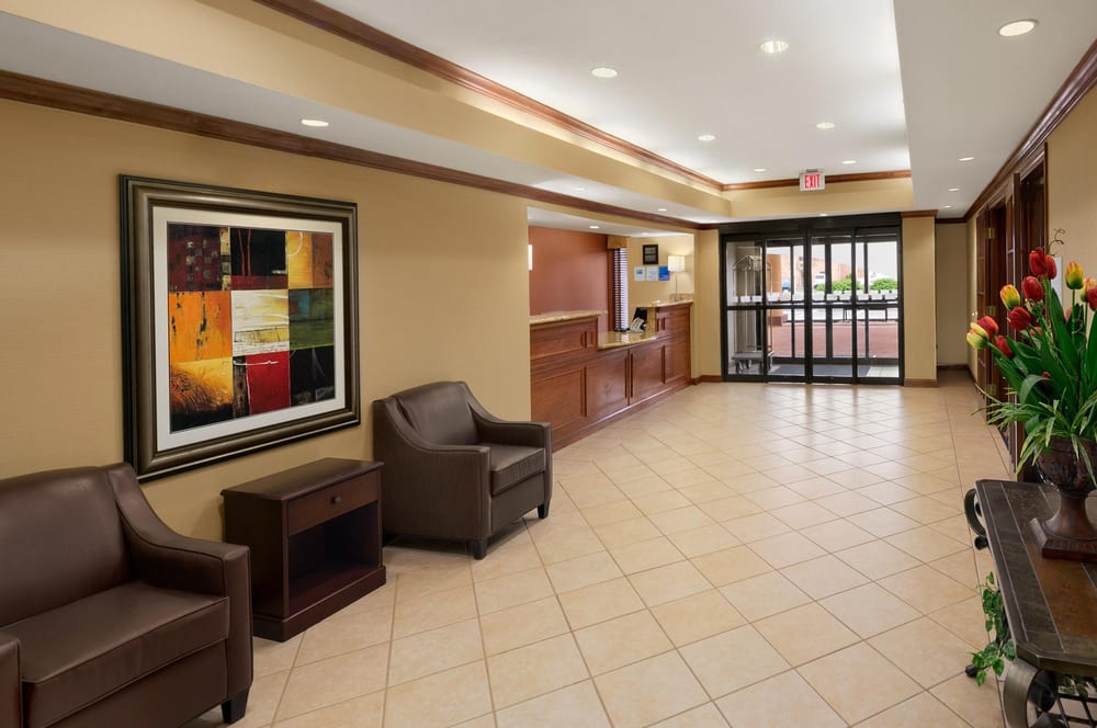 COUNTRY INN & SUITES BY CARLSON-CHARLOTTE - 31 Photos & 19 Reviews