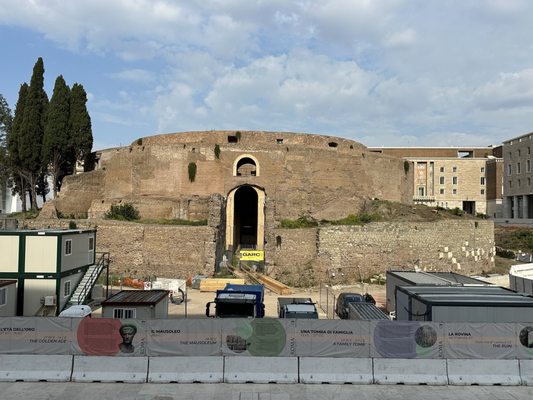 Mausoleum of Augustus by null