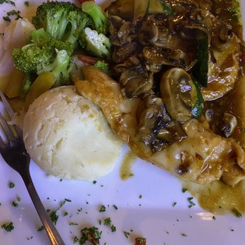 Boodles Restaurant - Chicken Marsala - American Near Me - Madison Heights, Michigan Boodles Restaurant - Chicken Marsala - American Near Me - Madison Heights, Michigan