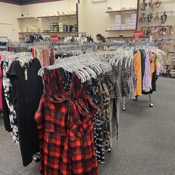 It's Fashions - It's Fashion Clothing Store - Women's Clothing Near Me - Greenville, South Carolina It's Fashions - It's Fashion Clothing Store - Women's Clothing Near Me - Greenville, South Carolina