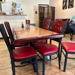 Fai Wong Chinese Restaurant - Seating