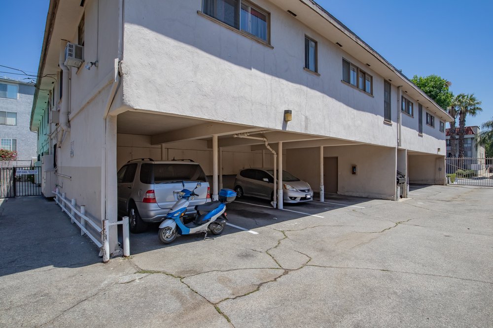 WOODMAN VILLAS 41 Photos 4427 Woodman Ave, Sherman Oaks, California