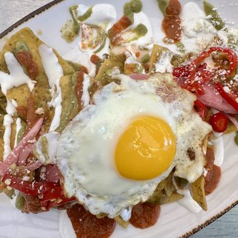 Pour Company - Chilaquiles 2/10 the chips were soft and the salsa verde was not good- - New American Near Me - Fullerton, California