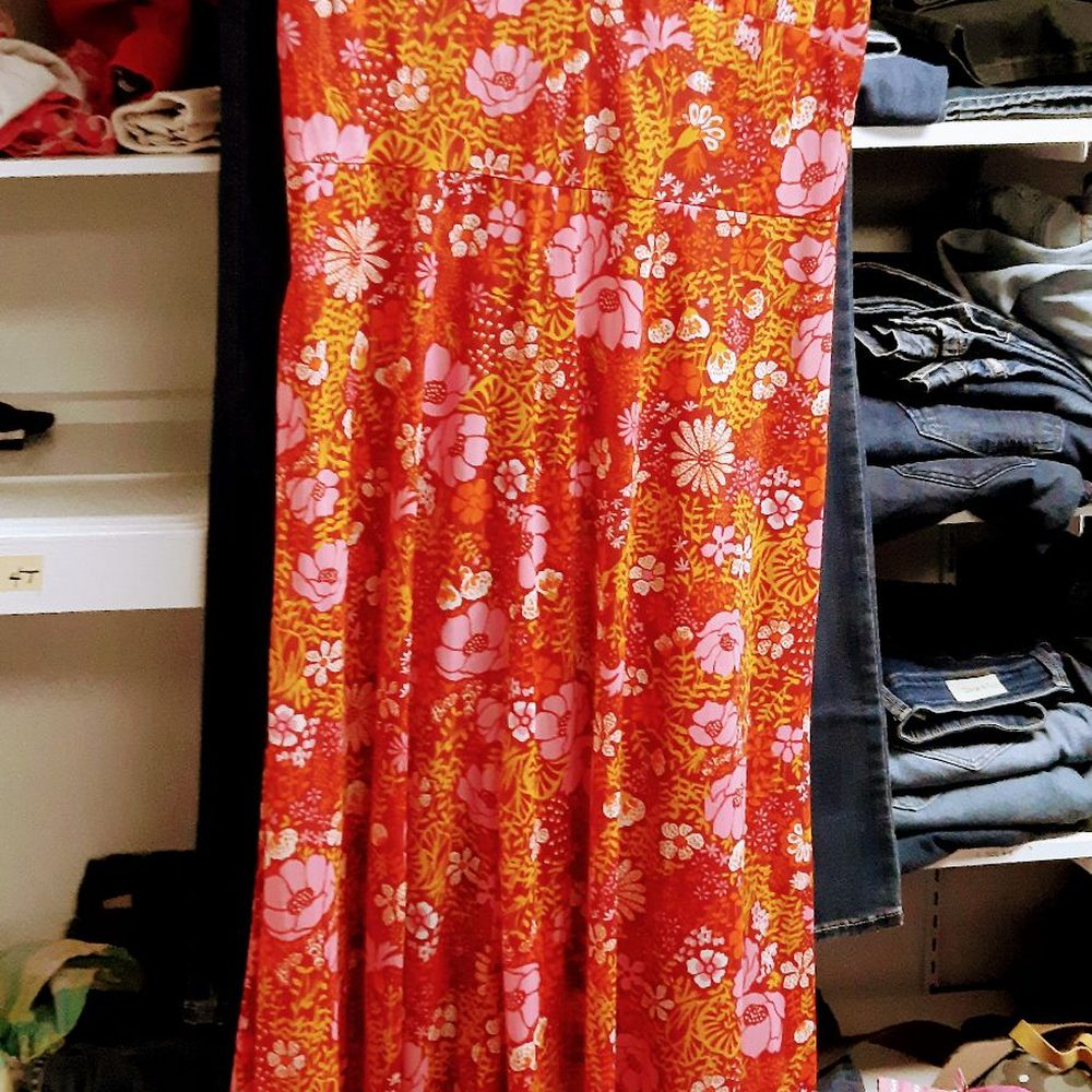2nd Time Around - Thrilled to find this 70's floral maxi with fluttering arms. Think it was $3 - Thrift Stores Near Me - Oakley, Kansas