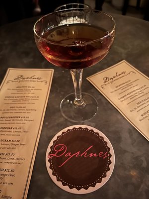 Daphnes Bar by null