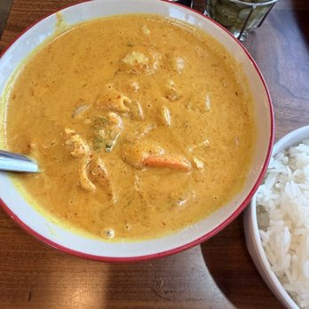 Kwan Kitchen - Yellow curry - Thai Near Me - Pasadena, California