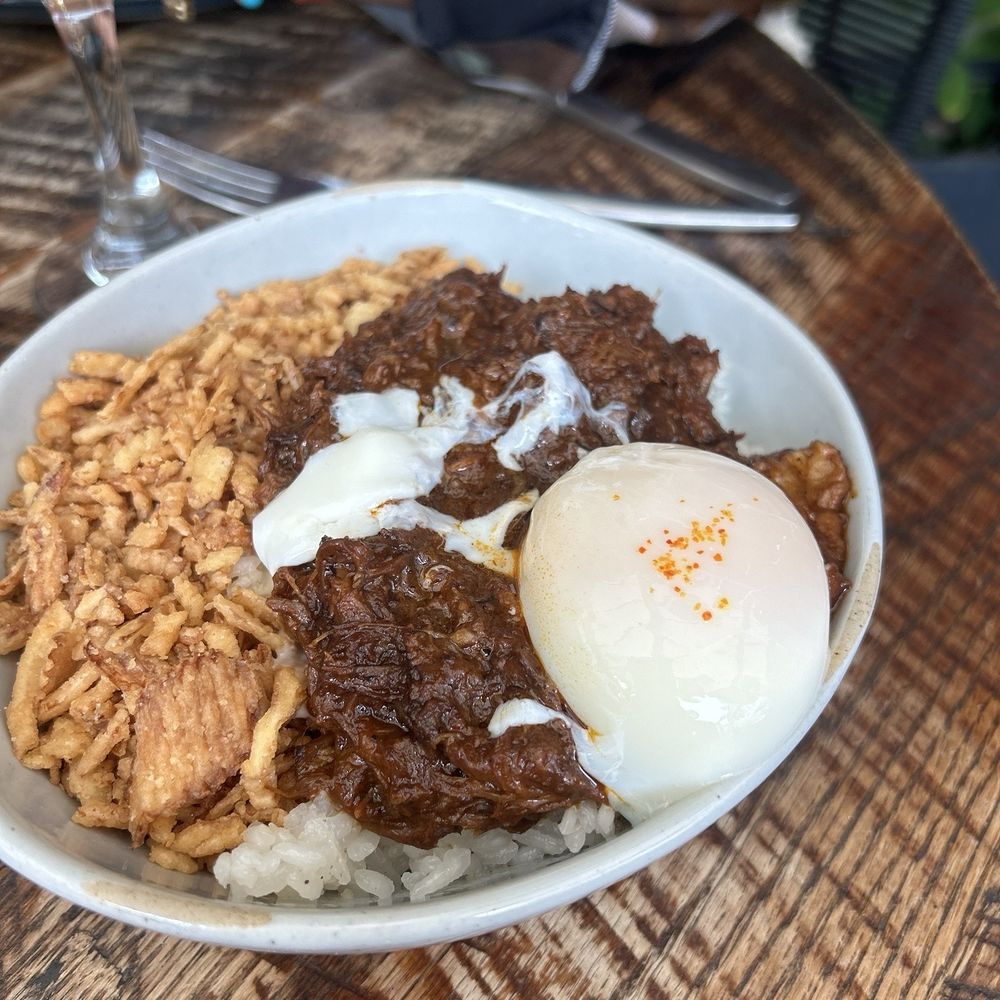 Le Chick - Brunch Bowl with Oxtail - Cocktail Bars Near Me - Miami, Florida Le Chick - Brunch Bowl with Oxtail - Cocktail Bars Near Me - Miami, Florida