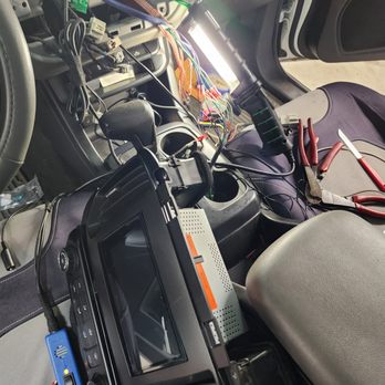 i-Tech Auto Customizing - The Dash Wiring - Car Stereo Installation Near Me - San Diego, California