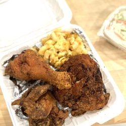 Good Eat’N - His Finger-Lickin' 3 Piece+Mac+Coleslaw