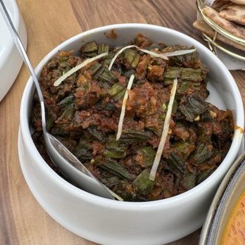 Ssaanjh Indian - Masala bindhi - Indian Near Me - Brookline, Massachusetts