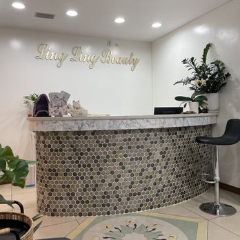 Ling Ling Beauty Spa - Front desk - Skin Care Near Me - New York, New York Ling Ling Beauty Spa - Front desk - Skin Care Near Me - New York, New York