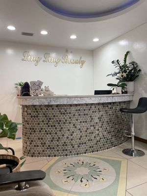 Ling Mak Beauty Spa by null