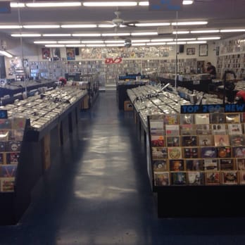 CD Trader - Music & DVDs Near Me - Tarzana, California CD Trader - Music & DVDs Near Me - Tarzana, California