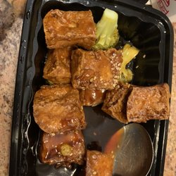 Dragon City - Dry chewy flavorless sesame tofu