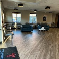 Peachtree Immediate Care - North Decatur - Peachtree Immediate Care - North Decatur waiting area