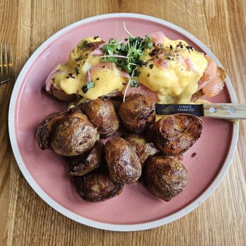 Sunny Side Breakfast - The Yuzu Benedict - Breakfast & Brunch Near Me - Sacramento, California Sunny Side Breakfast - The Yuzu Benedict - Breakfast & Brunch Near Me - Sacramento, California
