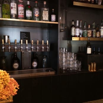Wm Farmer & Sons - New American Near Me - Hudson, New York