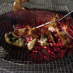 小欖燒烤樂園 - Screw it, just toss it on this dirty-feather and dust-covered grill that we found under a table. We're fine.