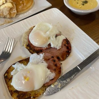 Gloria’s Cafe - Eggs Benedict (sauce on side) - Breakfast & Brunch Near Me - Reno, Nevada