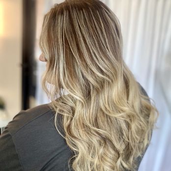 Nirvana Hair Studio - Balayage + Gloss - Hair Salons Near Me - New Berlin, Wisconsin Nirvana Hair Studio - Balayage + Gloss - Hair Salons Near Me - New Berlin, Wisconsin