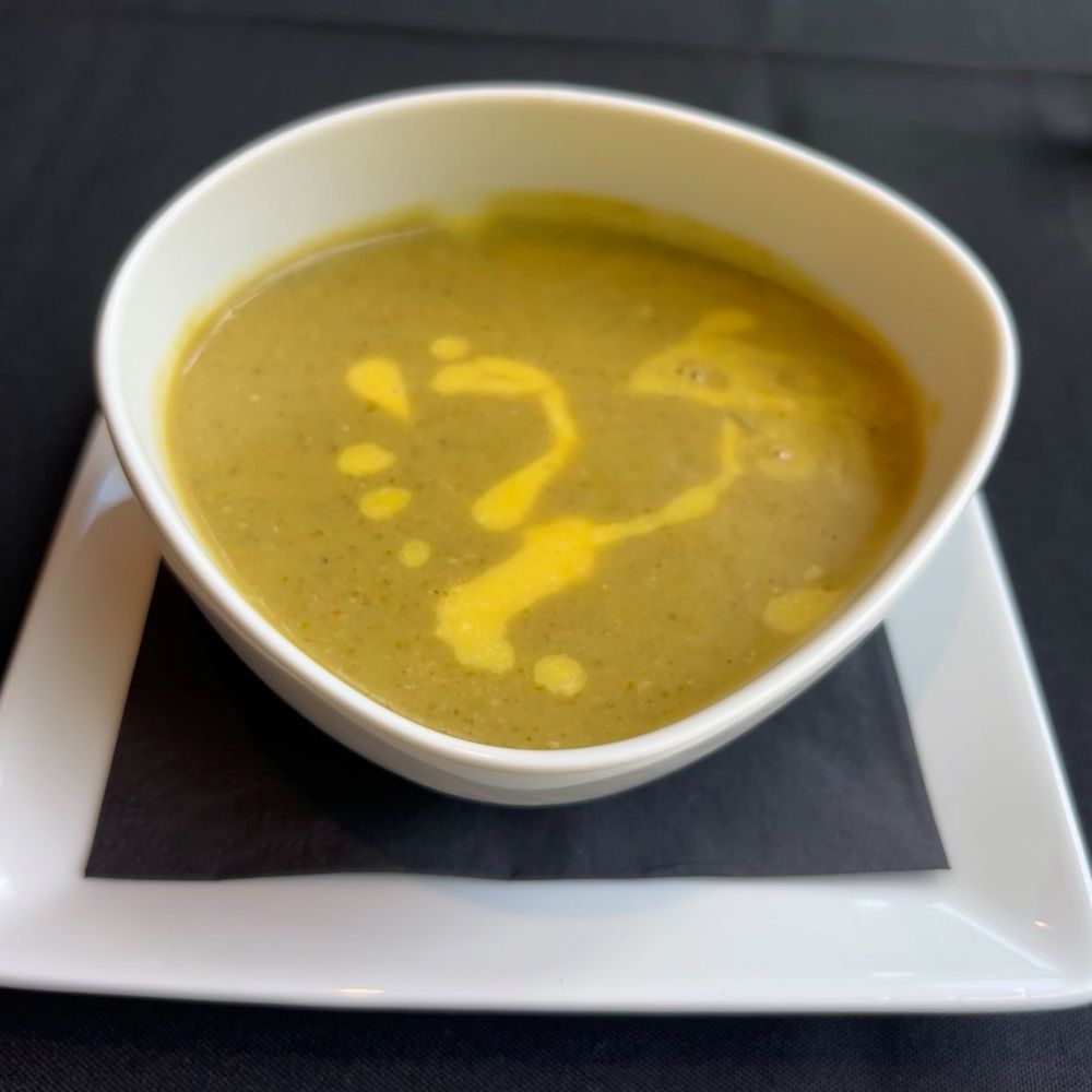 Poblano pepper soup (dairy free) Poblano pepper soup (dairy free)
