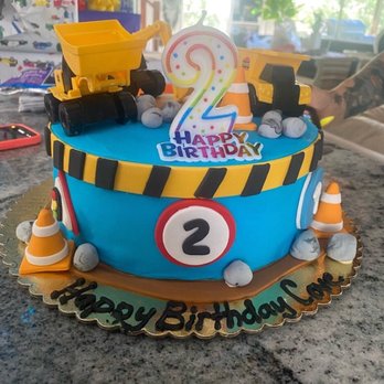 Cake Among Us - Birthday cake - Desserts Near Me - Rancho Cucamonga, California