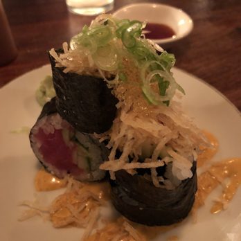 Suzume - Crispy tuna roll $9 - Ramen Near Me - Brooklyn, New York