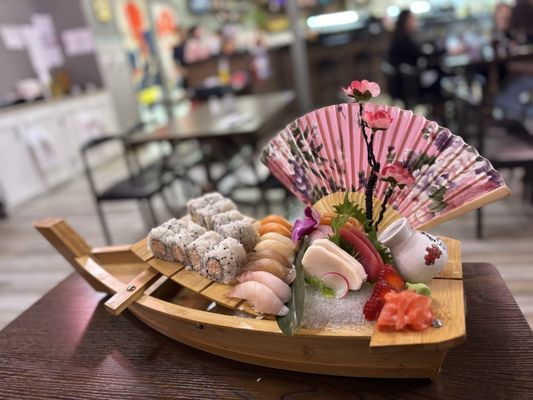 A Go Go Sushi and Ramen by null