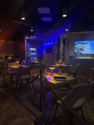 Lefkes Estiatorio by null