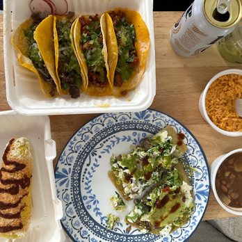 Gaelos - Elote with chile, carne asada huaraches, chorizo and carne asada tacos, rice and pinto beans. - Tacos Near Me - Somerset, New Jersey