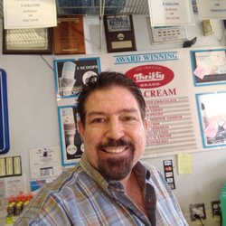 AZICE911 - Here I am waiting for my Next Ice Delivery!!!
Vern 
#AzIce911
AzIce.com
#vernswaterwell
VernsWater.com
#GlendaleAz
#water #ice