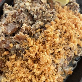 Gerry's Grill - Pork on a skillet - Filipino Near Me - Artesia, California Gerry's Grill - Pork on a skillet - Filipino Near Me - Artesia, California