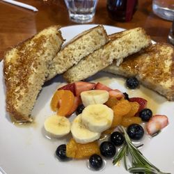 Hubbaloo - Orange rosemary french toast