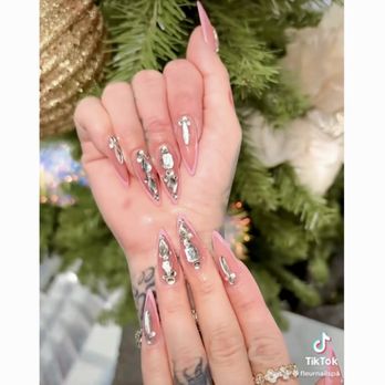 Fleur Nail Spa - Birthday nails ! - Nail Salons Near Me - Santa Ana, California