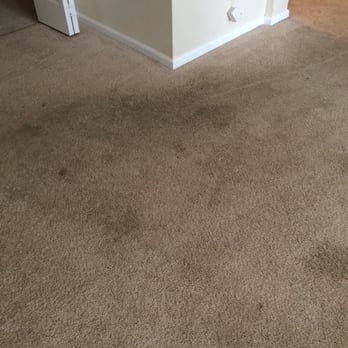 Tacoma Cleanpro - Before.    Look at this heavy traffic area - Carpet Cleaning Near Me