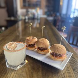 Buddy’s Local Grill & Bar