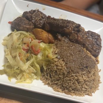 Jerk Flavas Restaurant - Oxtail - Caribbean Near Me - Cocoa, Florida