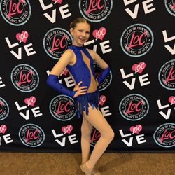 Luma Dance & Acrobatics - Amazing team work and outfits