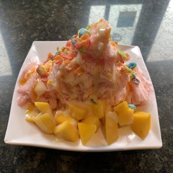 Nu Ice & Drinks - Strawberry shaved ice with condensed milk and mangos - Desserts Near Me - Houston, Texas