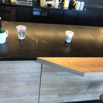 Starbucks - Coffee & Tea Near Me - Saint-Laurent, Quebec