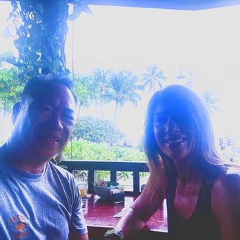 Lulu's Waikiki - Burgers Near Me - Honolulu, Hawaii