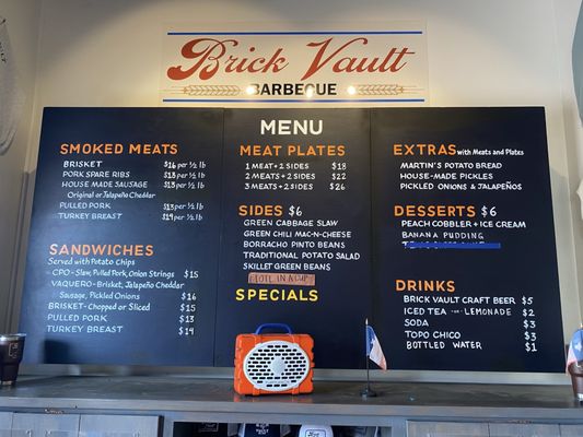 Brick Vault Brewery and Barbecue-Marathon by null