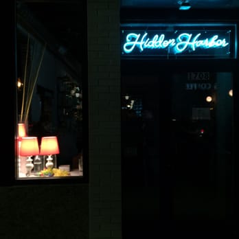 Hidden Harbor - Right next to IBC - Cocktail Bars Near Me - Pittsburgh, Pennsylvania Hidden Harbor - Right next to IBC - Cocktail Bars Near Me - Pittsburgh, Pennsylvania