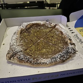 Limoni Belli - Nutella Pizza - Pizza Near Me - Chicago, Illinois
