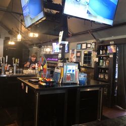 The Nest Pub & Grill - The bar
