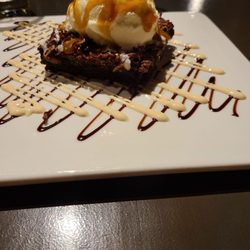 Tag Bar and Steakhouse - White Chocolate Brownie.